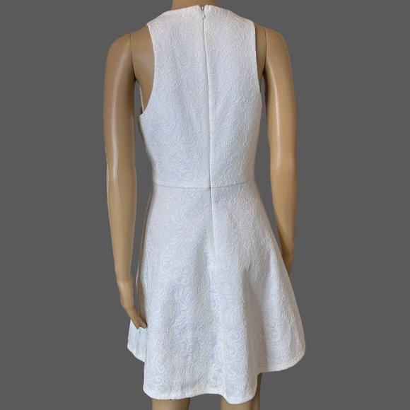 Francescas A-Line Dress Small S Off-White Full Lace Sleeveless Knee Length - Picture 2 of 13